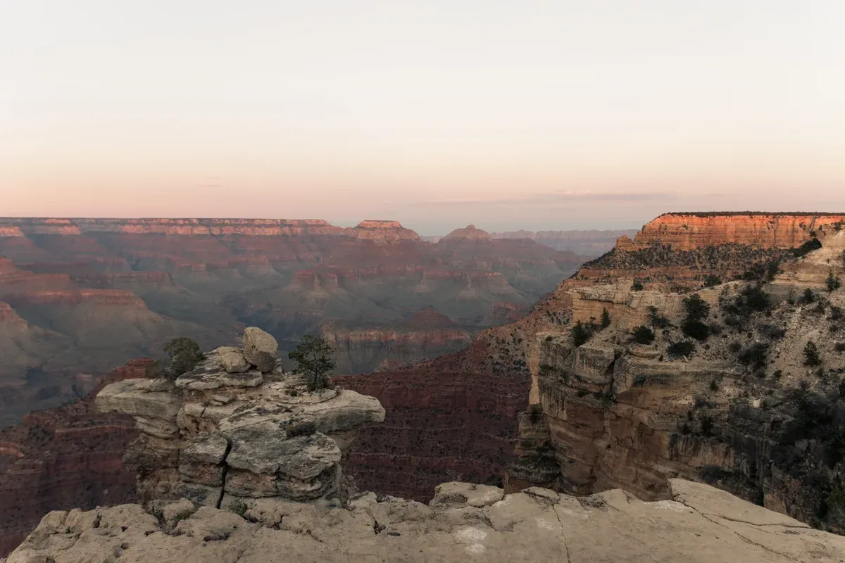 Grand Canyon view from Mather Point, a stop some Antelope Canyon tours from Las Vegas add to the day.